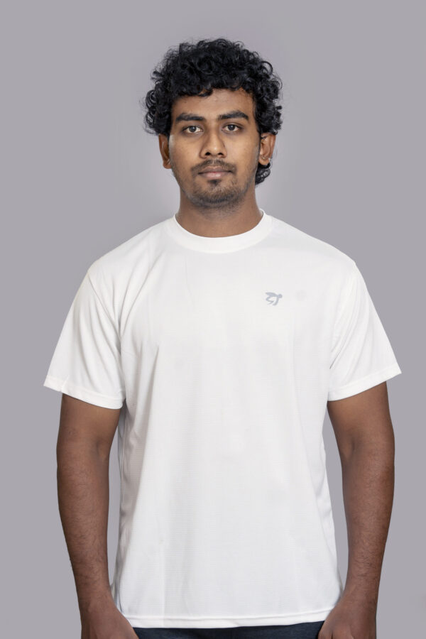 guy wearing a half hand white t shirt with a bee logo in chest